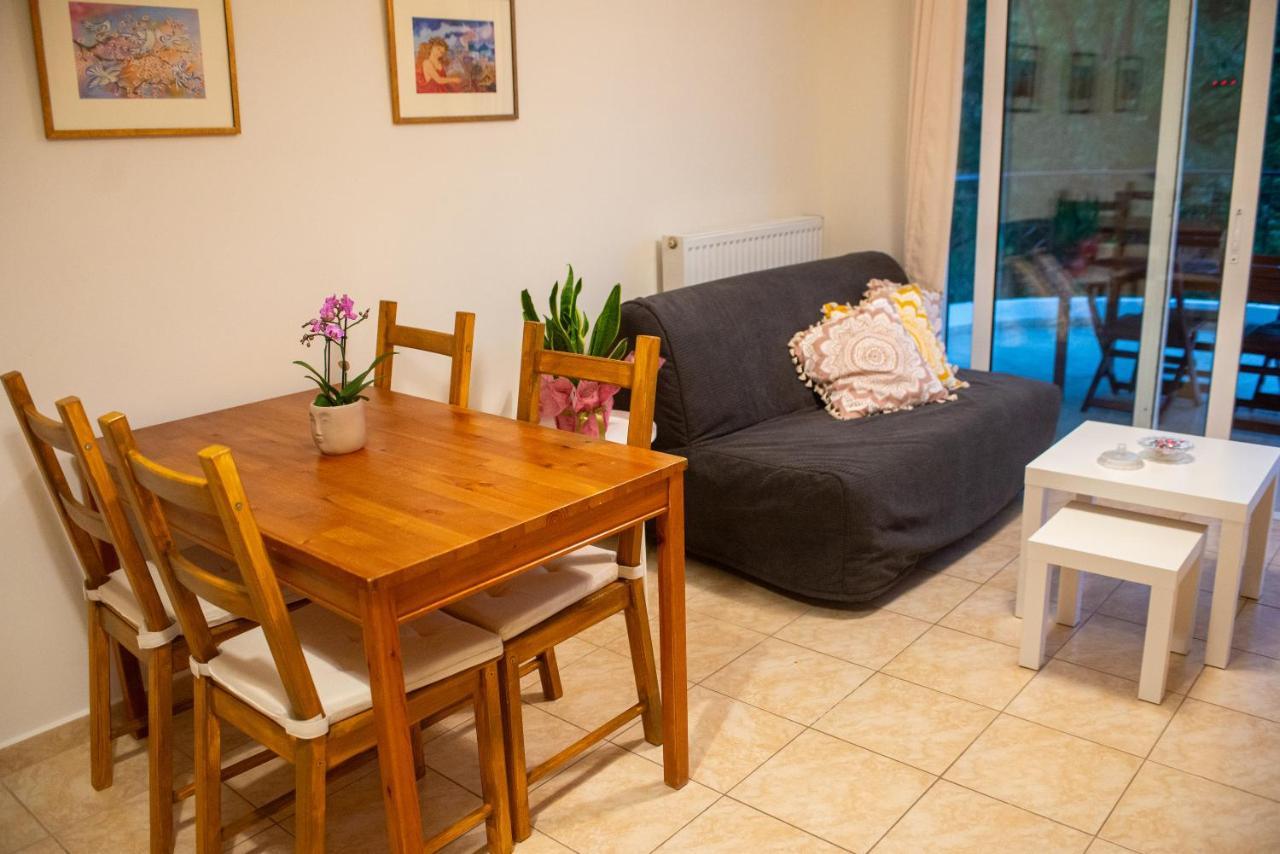 Apartment Odysseas *